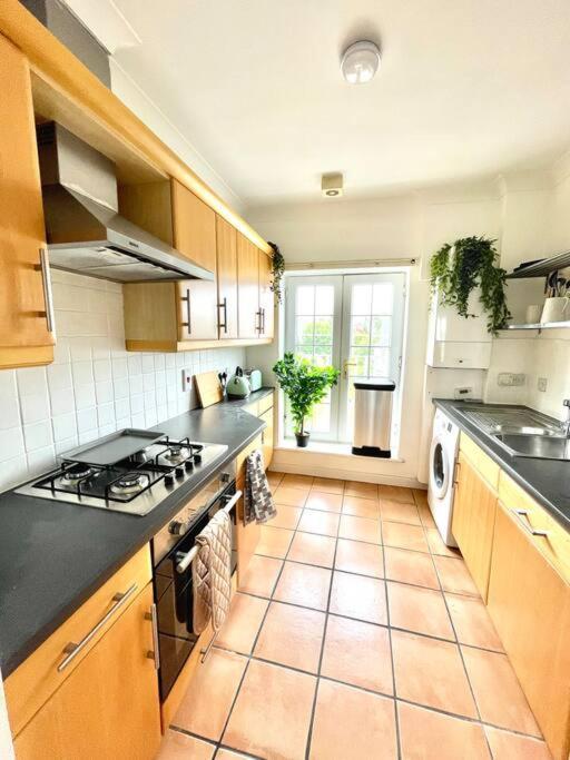 High-End 2 Bed Maisonette In Beaulieu Park Broomfield  Extérieur photo