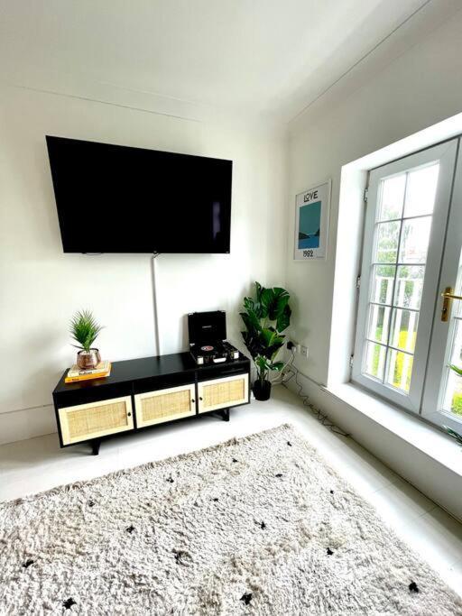 High-End 2 Bed Maisonette In Beaulieu Park Broomfield  Extérieur photo